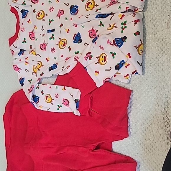 Baby shark Christmas pj set - Picture 5 of 5